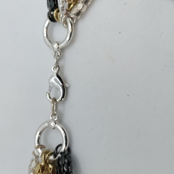 Tri-Colored Metal Mesh Necklace 18" - Picture 4 of 5